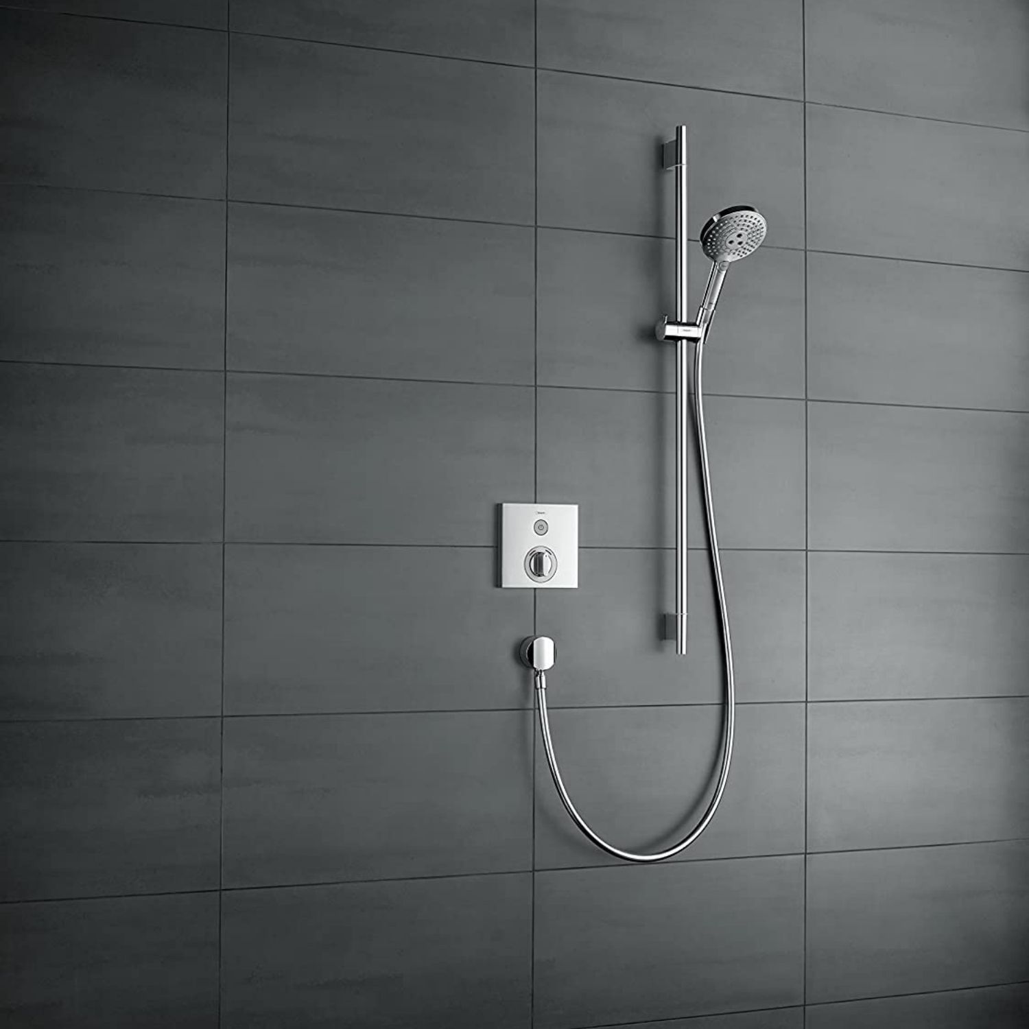 hansgrohe Unica ‘Croma Shower Bar 0.65m