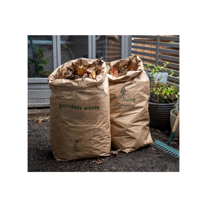 ecoLiving-Compostable-Garden-Waste-Bags-Lifestyle