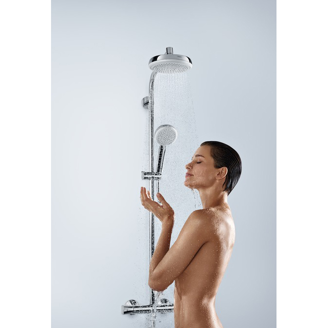hansgrohe Crometta 1Jet EcoSmart Showerpipe in Use