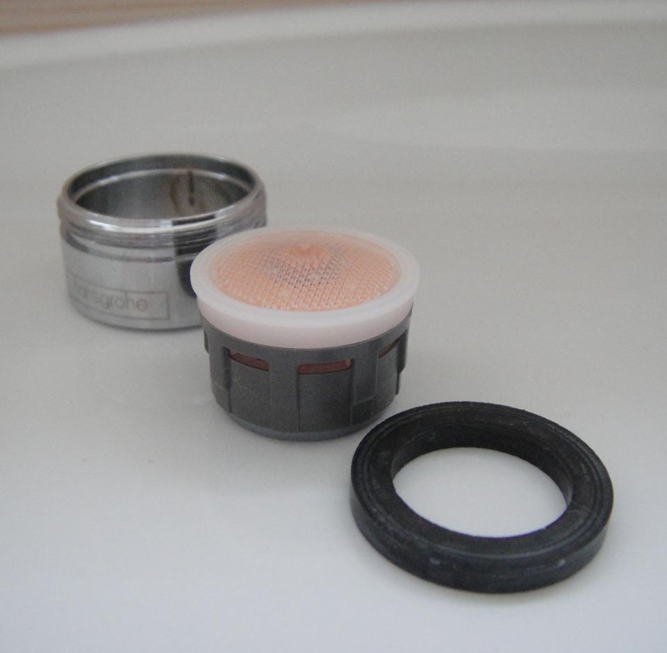 How to fit a tap aerator